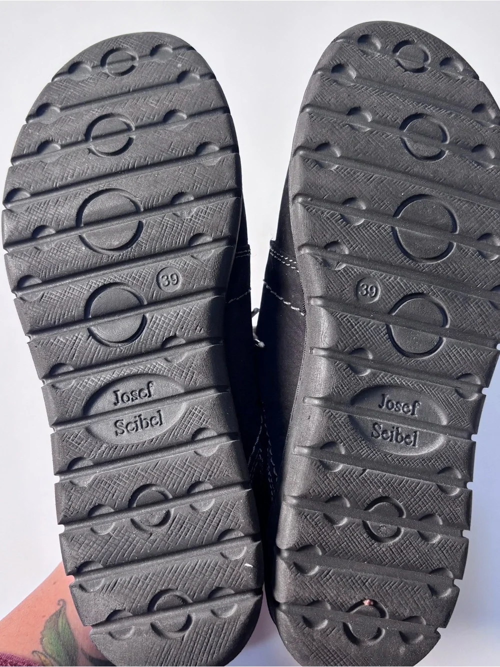 Josef Seibel Black Oxford Shoes with Gray Laces